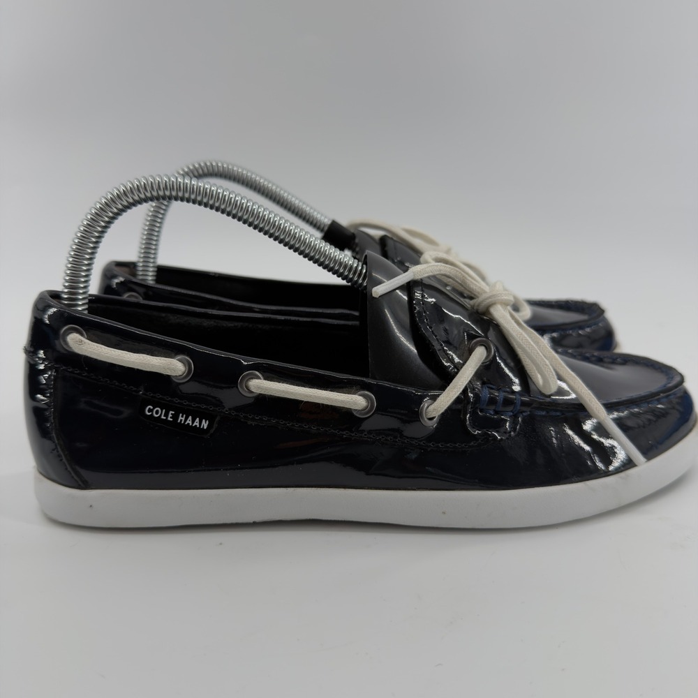 Cole Haan Womens Navy Blue Patent Leather Boat Shoes Loafers Size 8 B